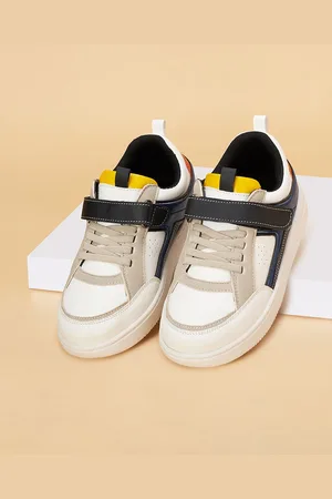 Pantaloons Boys Colourblocked PU Round Toe Regular Sneakers