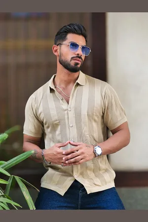 Maniac Men Comfort Spread Collar Textured Cotton Slim Fit Casual Shirt