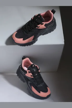IMPAKTO Women ChunkFlex Aura Colourblocked Sneakers