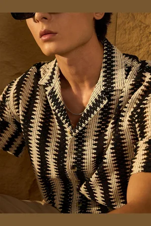 DENNISON Men Zig Zag Pattern Oversized Crochet Shirt