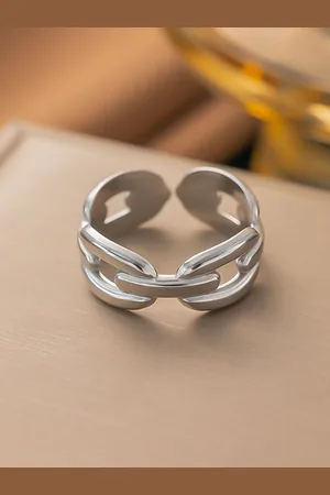 Myki Snazzy Stainless Steel Silver-Plated Finger Ring