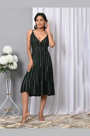 IQRAAR Women V-Neck Fit & Flared Midi Dress