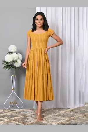IQRAAR Women Self Design Dress