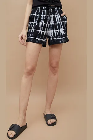 Lifestyle Women Pure Cotton Printed Mid-Rise Regular Fit Short