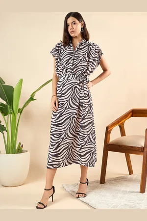 Mast & Harbour Women Animal Printed Extended Sleeve Casual Midi Dress