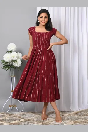 IQRAAR Women Square Neck Fit & Flared Midi Dress