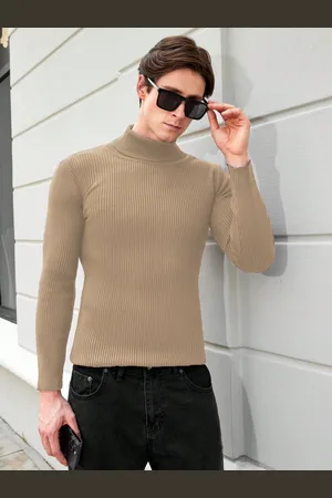 clafoutis Men Solid High Neck Slim Fit T-shirt