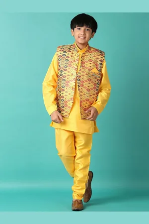 V-Mart Boys Self Design Pure Cotton Straight Kurta with Pyjamas