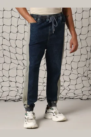 Hubberholme Men Comfort Relaxed Jogger Fit Light Fade Jeans
