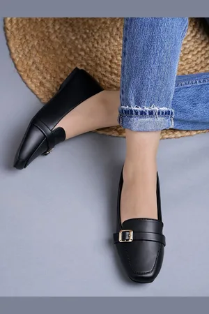 Shoetopia Women Loafers with Buckles