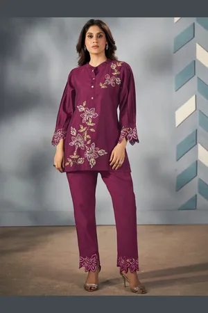 AUTUMN LANE Floral Embroidered Mandarin Collar Top With Trousers