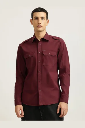 ICONIC Men Spread Collar Solid Cotton Casual Shirt