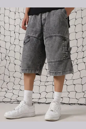Hubberholme Men Washed Loose Barmuda Fit Denim Cargo Shorts