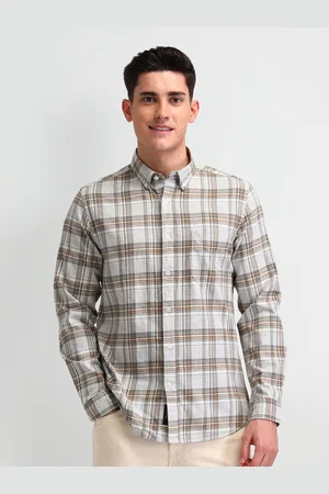 Ralph Lauren Men Manhattan Slim Fit Opaque Checked Casual Shirt