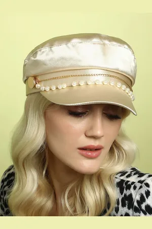 Campus Sutra Women Ascot Cap