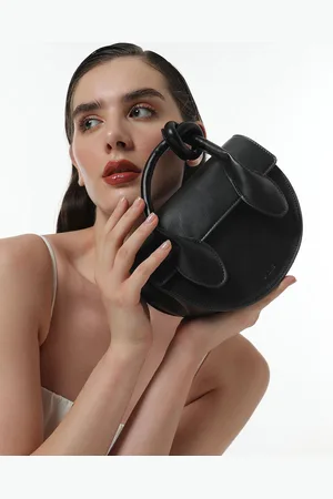 Campus Sutra Women Leather Structured Shoulder Bag