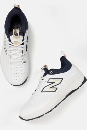 New Balance Men 4030 Cricket Shoes