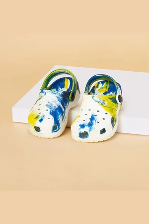 Pantaloons Boys Printed Slip-On Clogs