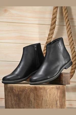 Roadster The Lifestyle Co Men Chelsea Boots
