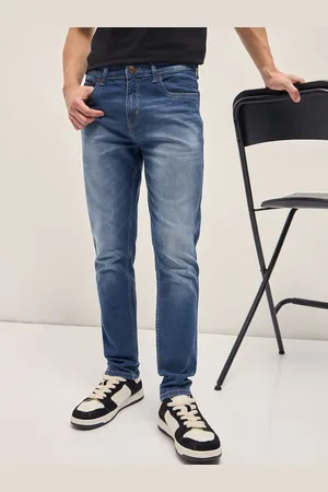 The Bear House Men Slim Fit Light Fade Stretchable Jeans