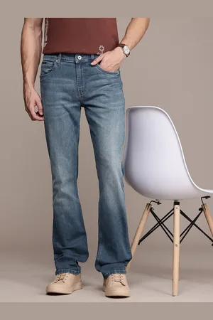 Nautica Men Straight Fit Low-Rise Heavy Fade Stretchable Jeans