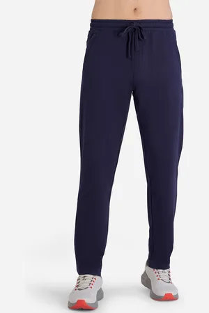 Skechers ACTIVE WOVEN Men Mid Rise Regular Fit Track Pants