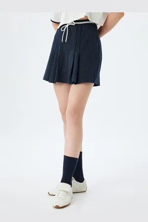 Koton Women Striped Pleated Mini Skort