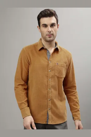 ICONIC Men Spread Collar Solid Cotton Casual Shirt