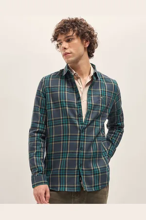 The Bear House Men Spread Collar Tartan Checked Cotton Slim Fit Casual Shirt
