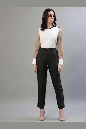 ICONIC Women Solid Round Neck Top