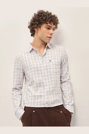 The Bear House Men Spread Collar Tartan Checked Cotton Slim Fit Casual Shirt