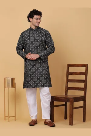Kraft Ethnic Motifs Printed Mandarin Collar Straight Kurta with Pyjamas