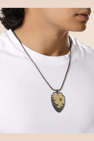 Kicky And Perky Men Sterling Silver Contemporary Pendant With Chain