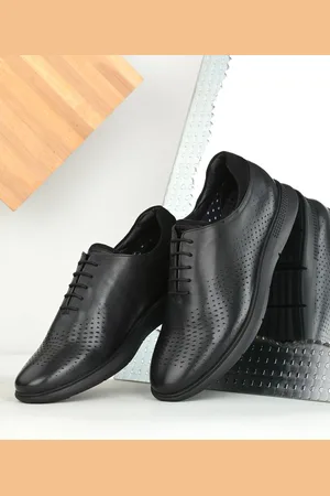 Franco Leone Men Textured Leather Round Toe Formal Brogues