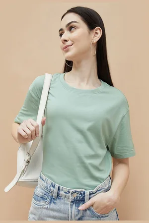Lifestyle Women Pockets T-shirt