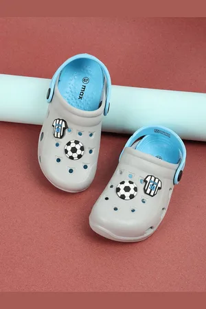 Max Collection Boys Self Design Clogs