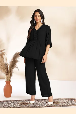 Janasya Woven Design V-Neck Top With Trousers