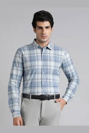 SUBTRACT Men Cotton Checked Comfort Fit Spread Collar Casual Shirt