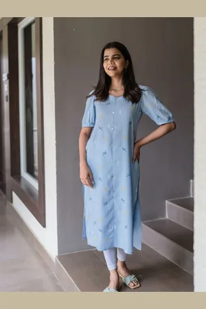 Hay Floral Printed Sweetheart Neck Puff Sleeves Straight Kurta