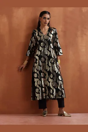 trueBrowns Floral Woven Design Straight High Slit Zari Brocade Kurta with Trousers