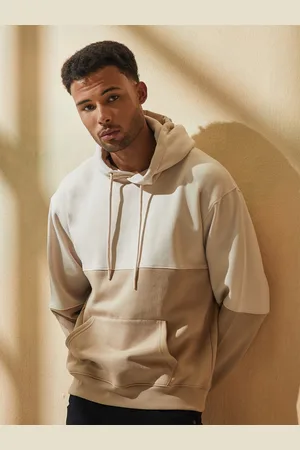 Styli Men Relaxed Fit Colourblocked Hooded Pullover Sweatshirt