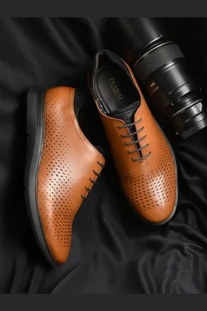 Franco Leone Men Textured Leather Round Toe Formal Brogues