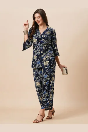 Globus Floral Printed Notched Lapel Collar Flared Sleeves Tunic With Wide Leg Trousers