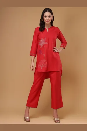 Bani Women Floral Embroidered Tunic with Trousers
