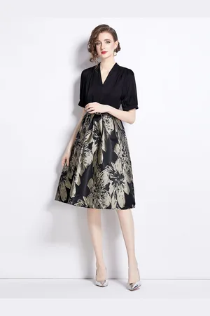 JC Collection Women V-Neck Floral Printed Short Sleeves Fit & Flare Casual Dress