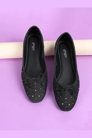 Lifestyle Women Embellished PU Slip-On Sneakers