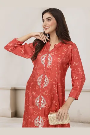 Ishin Bandhani Printed Mandarin Collar A-Line Kurta With Trousers