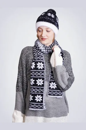 Bharatasya Women Faux Fur pom knitted Fluffy Elegant Cap & Muffler Set