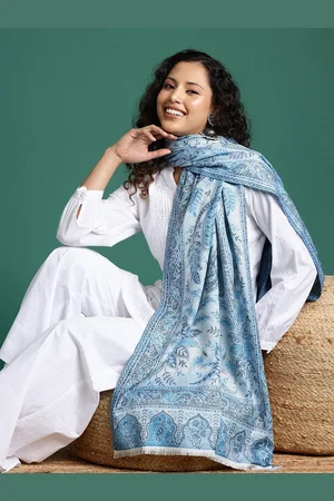 Sangria Women Woven Design Stole