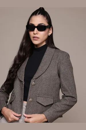 Roadster The Lifestyle Co. Single-Breasted Crop Woollen Blazer